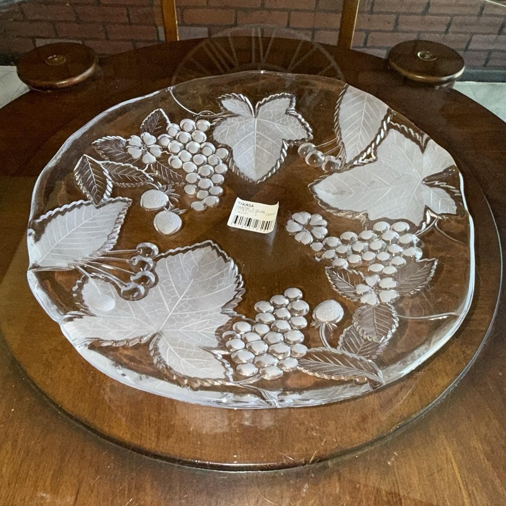 Mikasa "Country Fields" Lead Glass Platter 13"